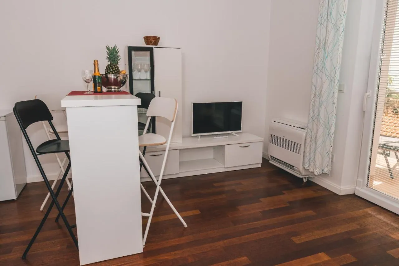 Chiara Rentals Opatija - Housing With Sea View Icici Apartment