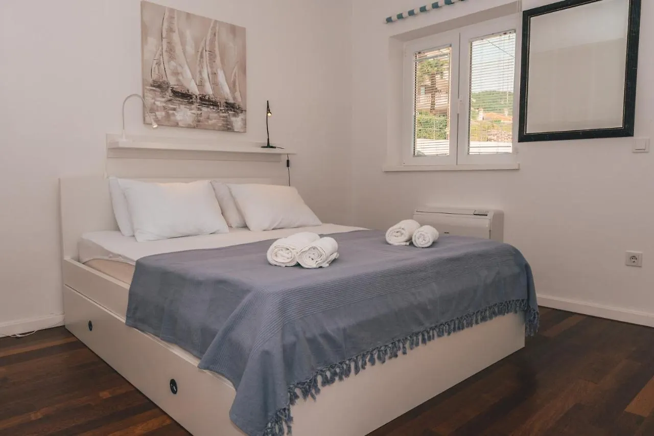 Apartment Chiara Rentals Opatija - Housing With Sea View Icici Croatia